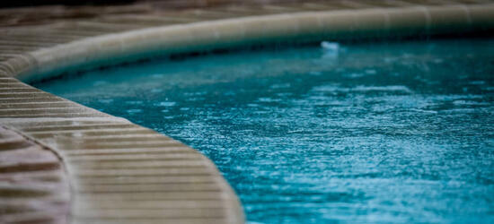 Дождевая вода в вашем бассейне, негативные последствия.